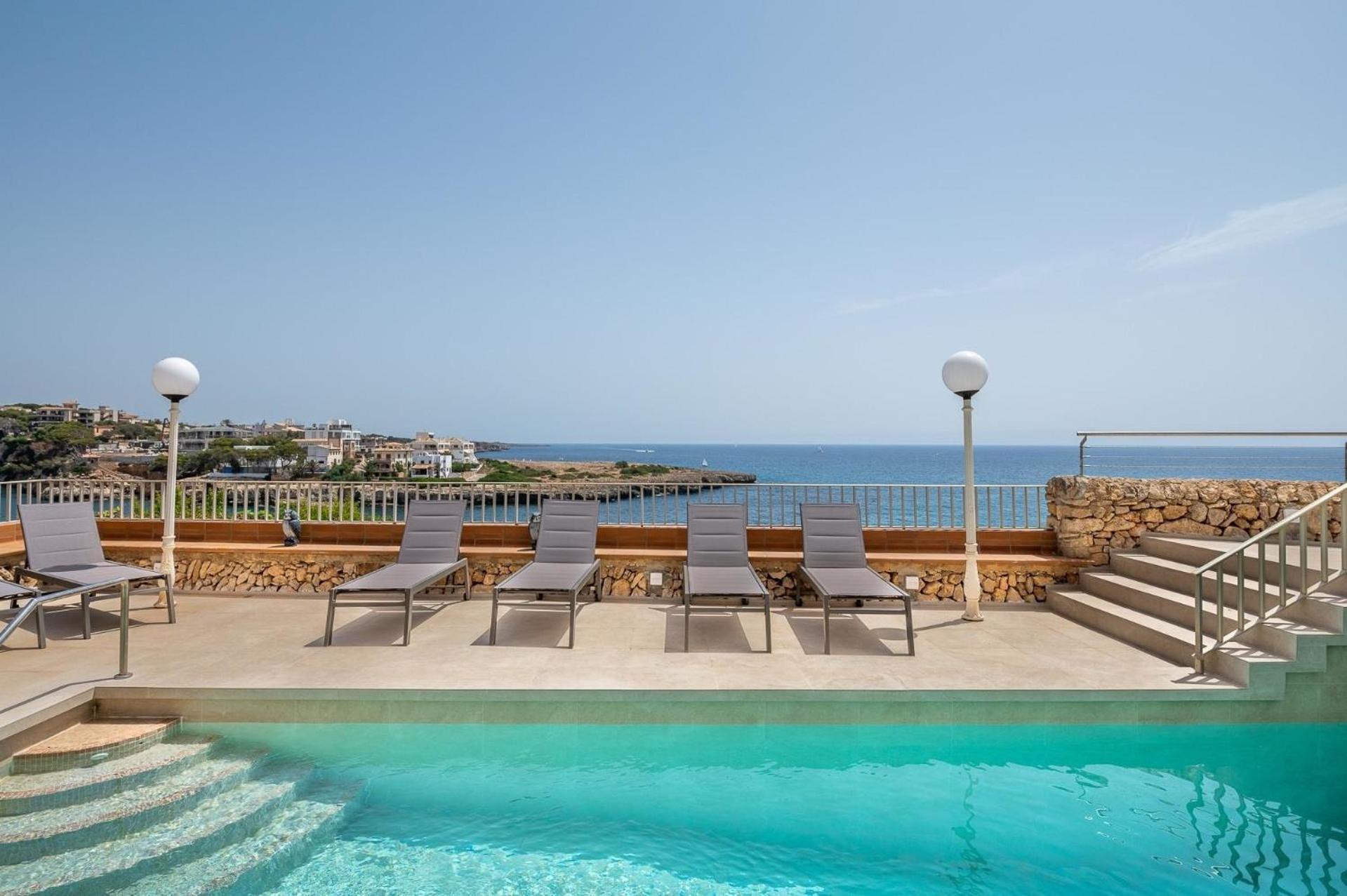 Mit Privatpool Fuer 8 Personen Ca 400 Qm In Porto Cristo, Mallorca Suedostkueste Von Mallorca