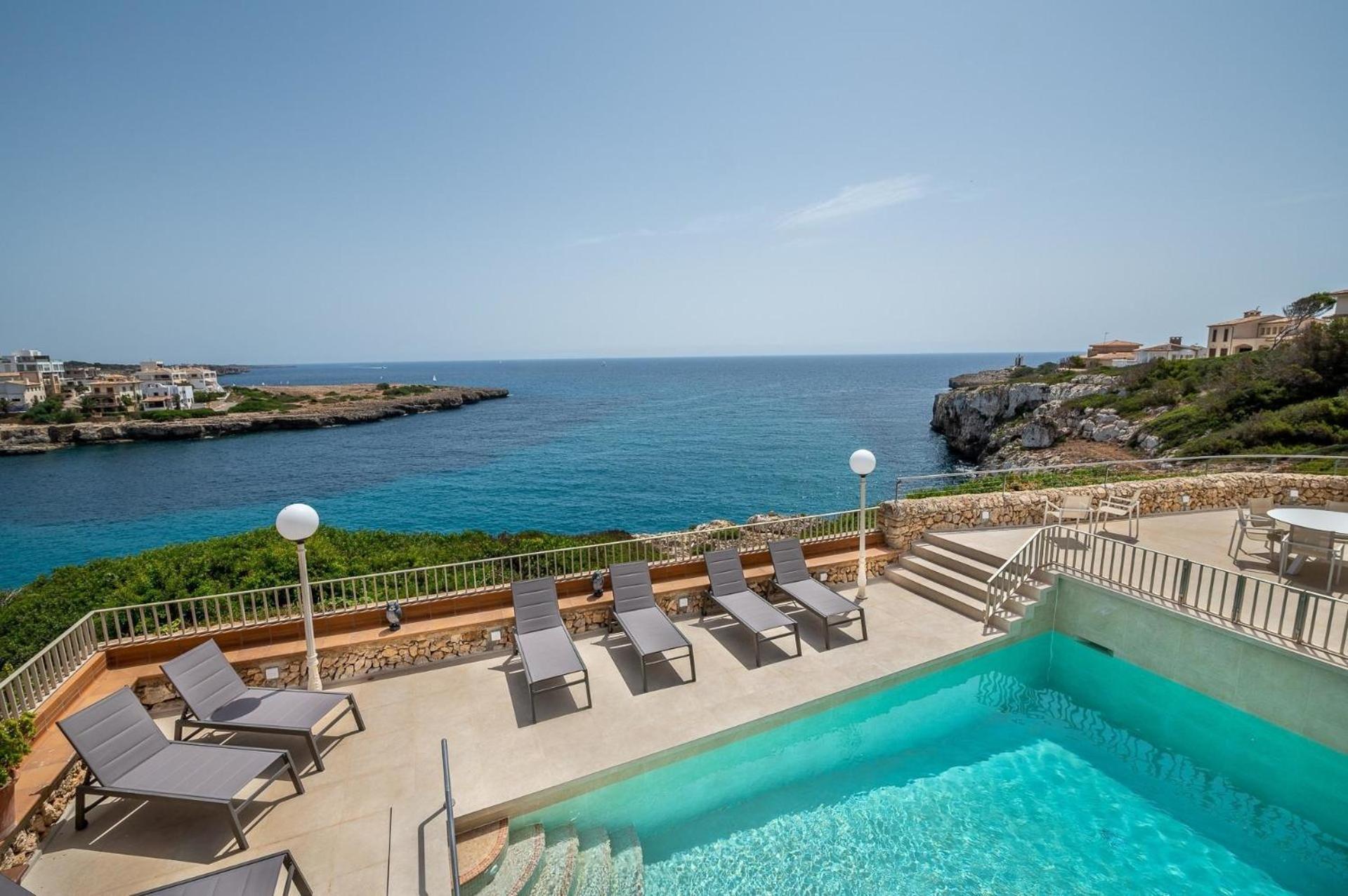 Mit Privatpool Fuer 8 Personen Ca 400 Qm In Porto Cristo, Mallorca Suedostkueste Von Mallorca *